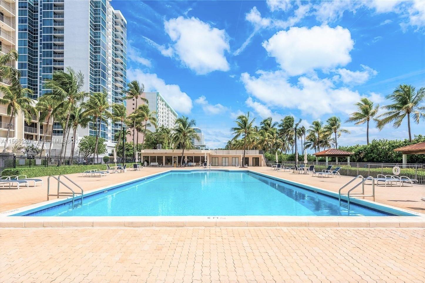 2625 Collins Ave 209, Miami Beach, Florida 33140, 1 Bedroom Bedrooms, ,1 BathroomBathrooms,Residentiallease,For Rent,2625 Collins Ave 209,A11566220