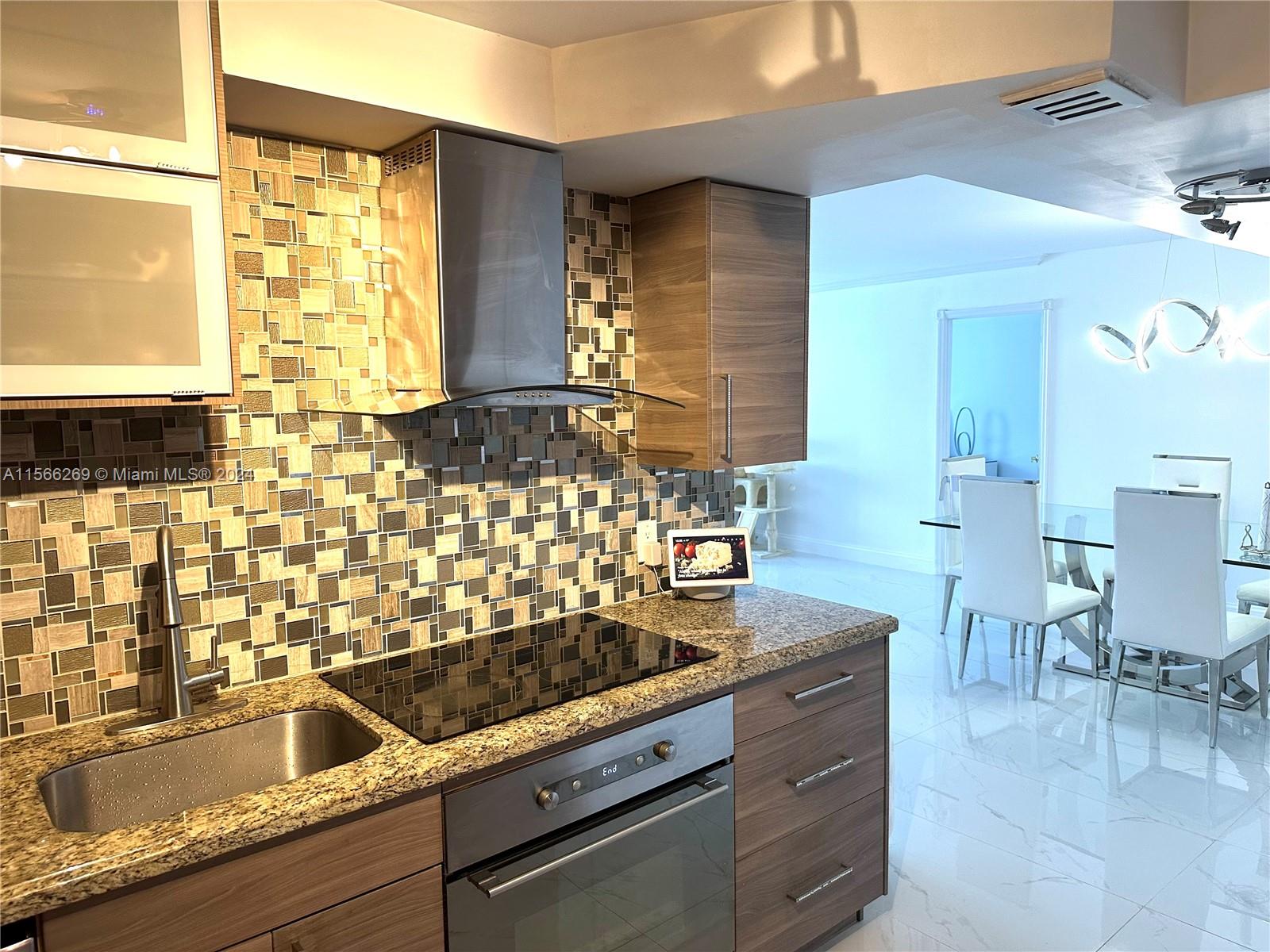 427 Golden Isles Dr 5G, Hallandale Beach, Florida 33009, 2 Bedrooms Bedrooms, ,2 BathroomsBathrooms,Residential,For Sale,427 Golden Isles Dr 5G,A11566269