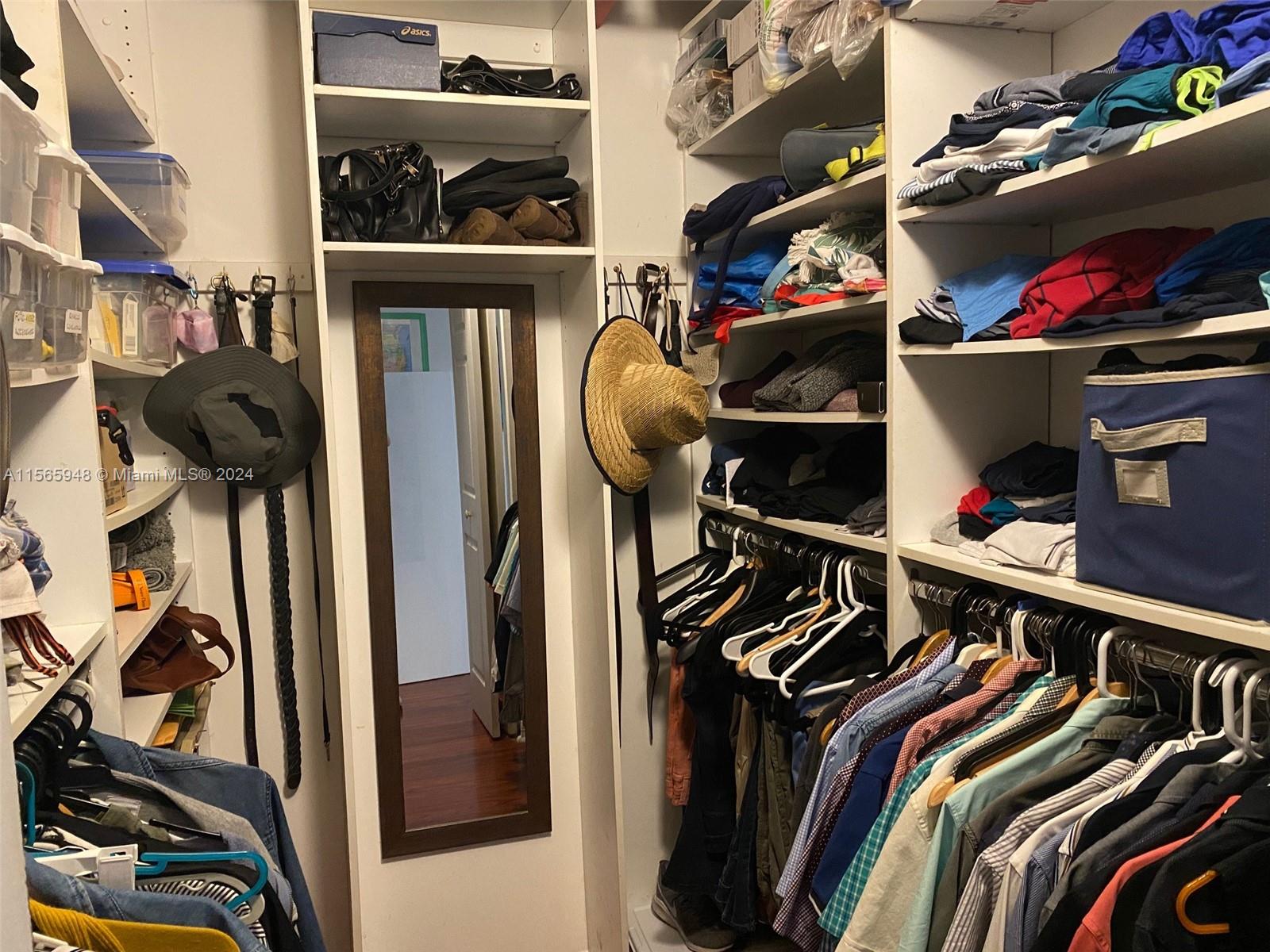 275 NE 18th St 1005, Miami, Florida 33132, 2 Bedrooms Bedrooms, ,2 BathroomsBathrooms,Residential,For Sale,275 NE 18th St 1005,A11565948