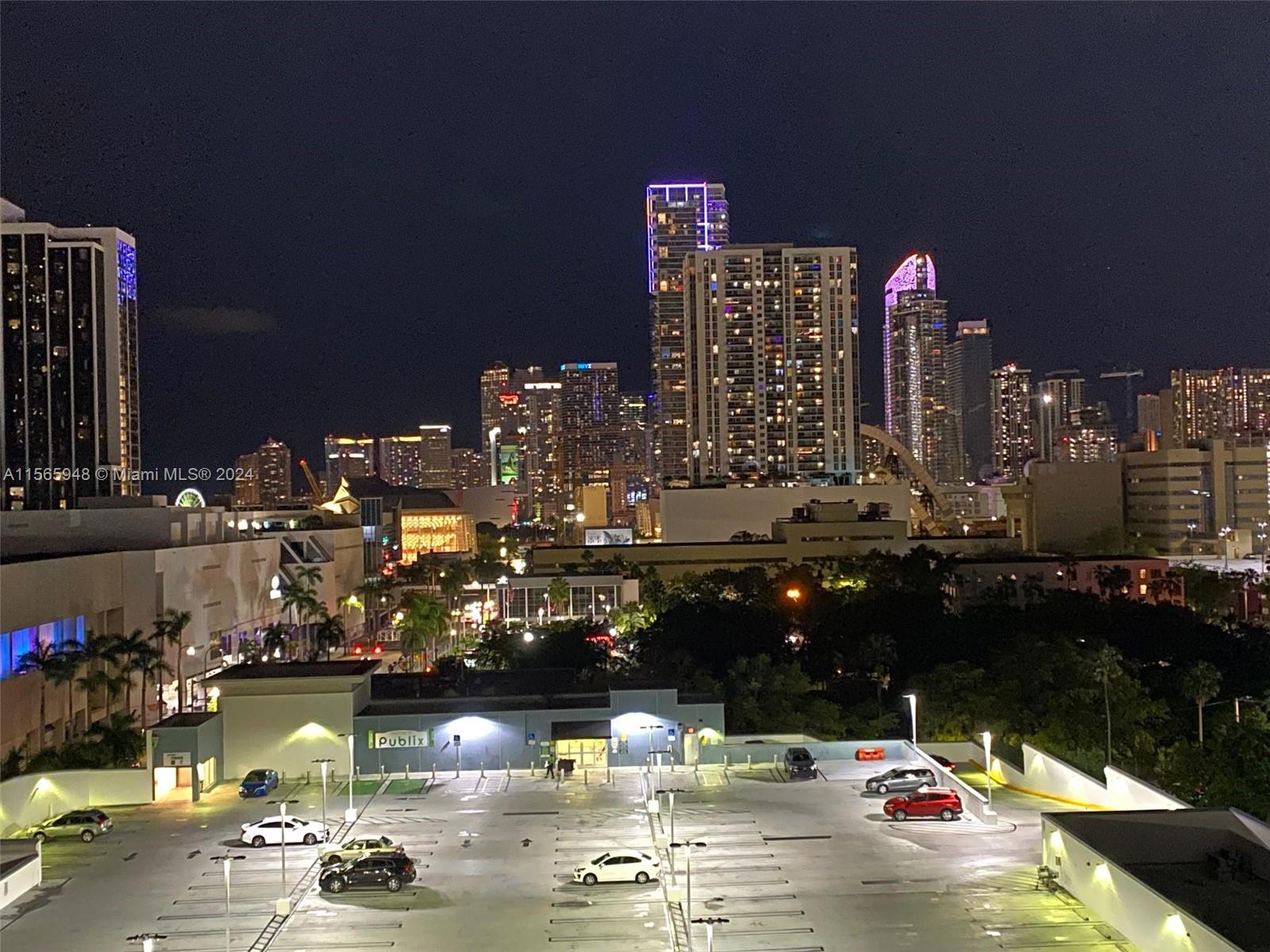 275 NE 18th St 1005, Miami, Florida 33132, 2 Bedrooms Bedrooms, ,2 BathroomsBathrooms,Residential,For Sale,275 NE 18th St 1005,A11565948