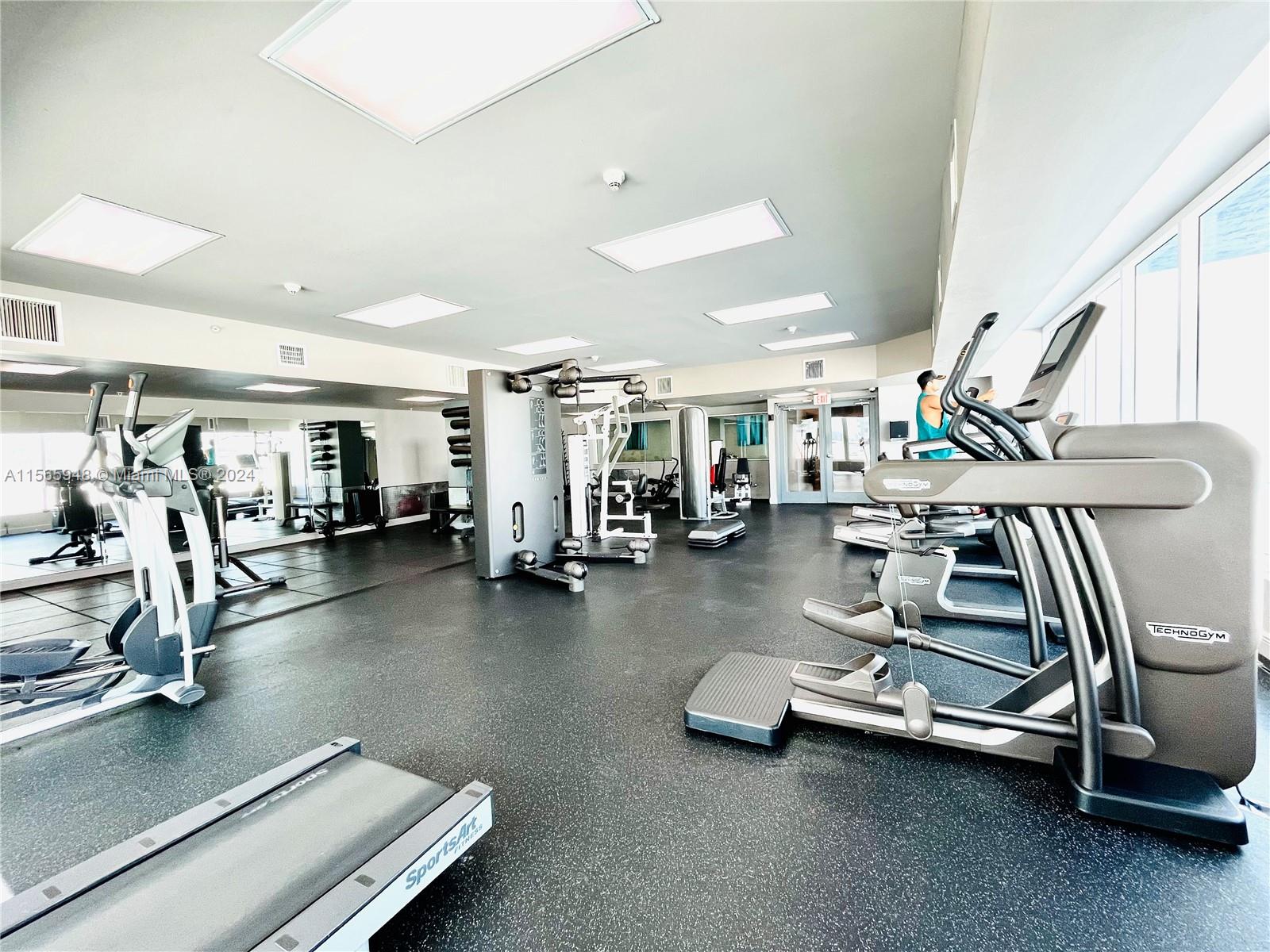 275 NE 18th St 1005, Miami, Florida 33132, 2 Bedrooms Bedrooms, ,2 BathroomsBathrooms,Residential,For Sale,275 NE 18th St 1005,A11565948