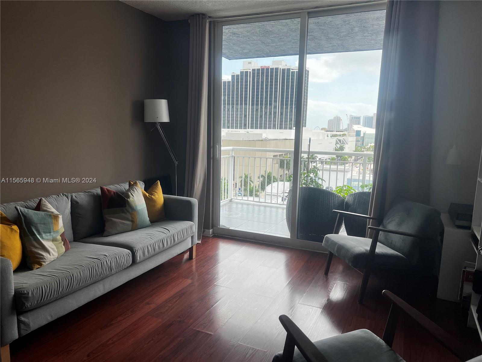 275 NE 18th St 1005, Miami, Florida 33132, 2 Bedrooms Bedrooms, ,2 BathroomsBathrooms,Residential,For Sale,275 NE 18th St 1005,A11565948