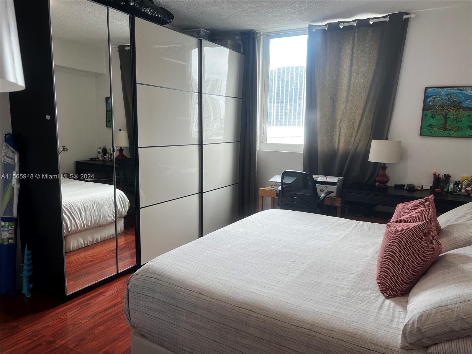 275 NE 18th St 1005, Miami, Florida 33132, 2 Bedrooms Bedrooms, ,2 BathroomsBathrooms,Residential,For Sale,275 NE 18th St 1005,A11565948