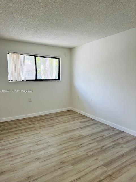 6975 NW 179th St 203, Hialeah, Florida 33015, 2 Bedrooms Bedrooms, ,1 BathroomBathrooms,Residentiallease,For Rent,6975 NW 179th St 203,A11566278