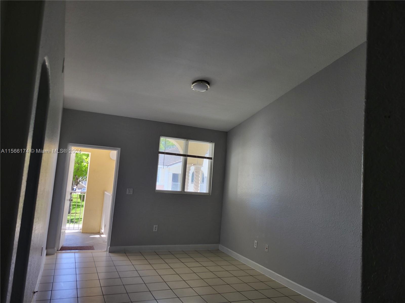 1543 SE 25th St 207, Homestead, Florida 33035, 3 Bedrooms Bedrooms, ,2 BathroomsBathrooms,Residentiallease,For Rent,1543 SE 25th St 207,A11566174