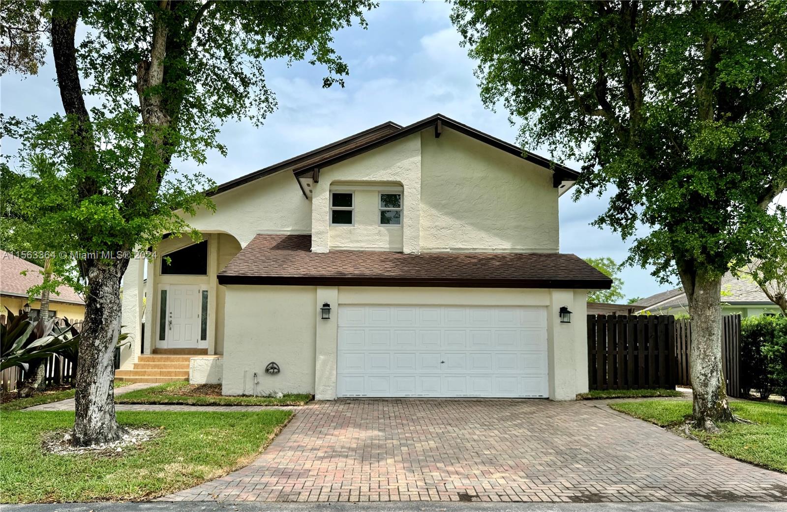 4325 SW 148th Ave Ct, Miami, Florida 33185, 3 Bedrooms Bedrooms, ,3 BathroomsBathrooms,Residentiallease,For Rent,4325 SW 148th Ave Ct,A11563364