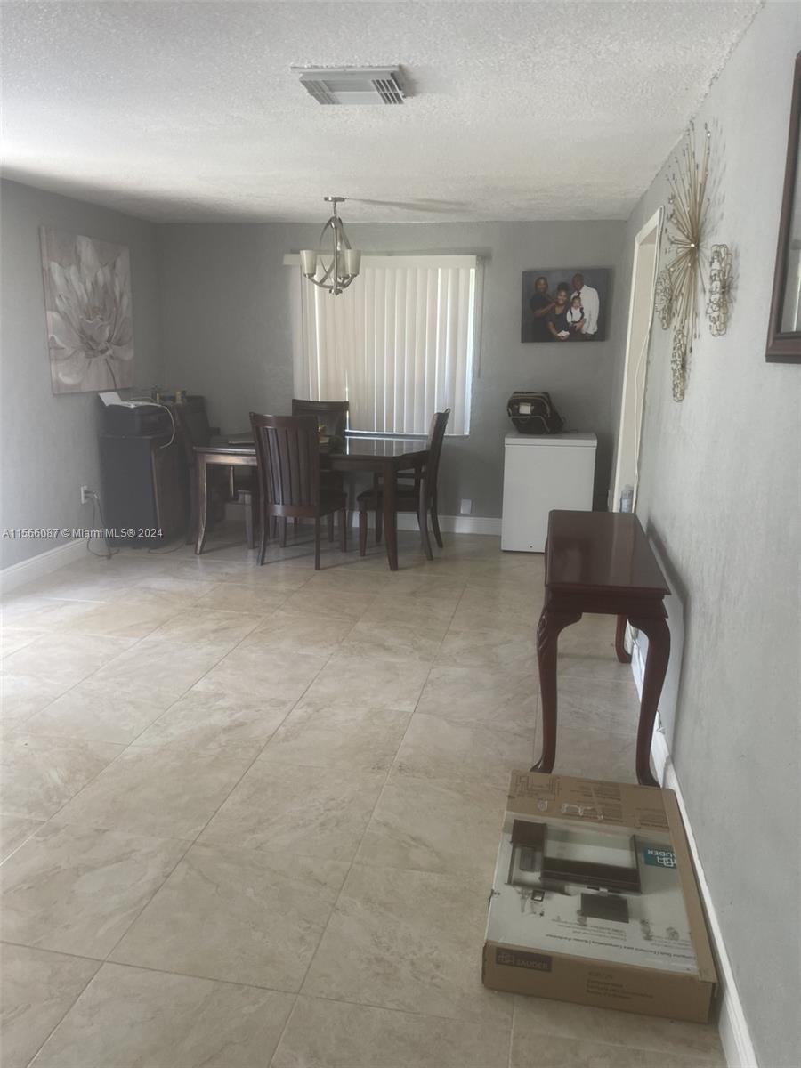 2339 Douglas St, Hollywood, Florida 33020, 3 Bedrooms Bedrooms, ,2 BathroomsBathrooms,Residential,For Sale,2339 Douglas St,A11566087