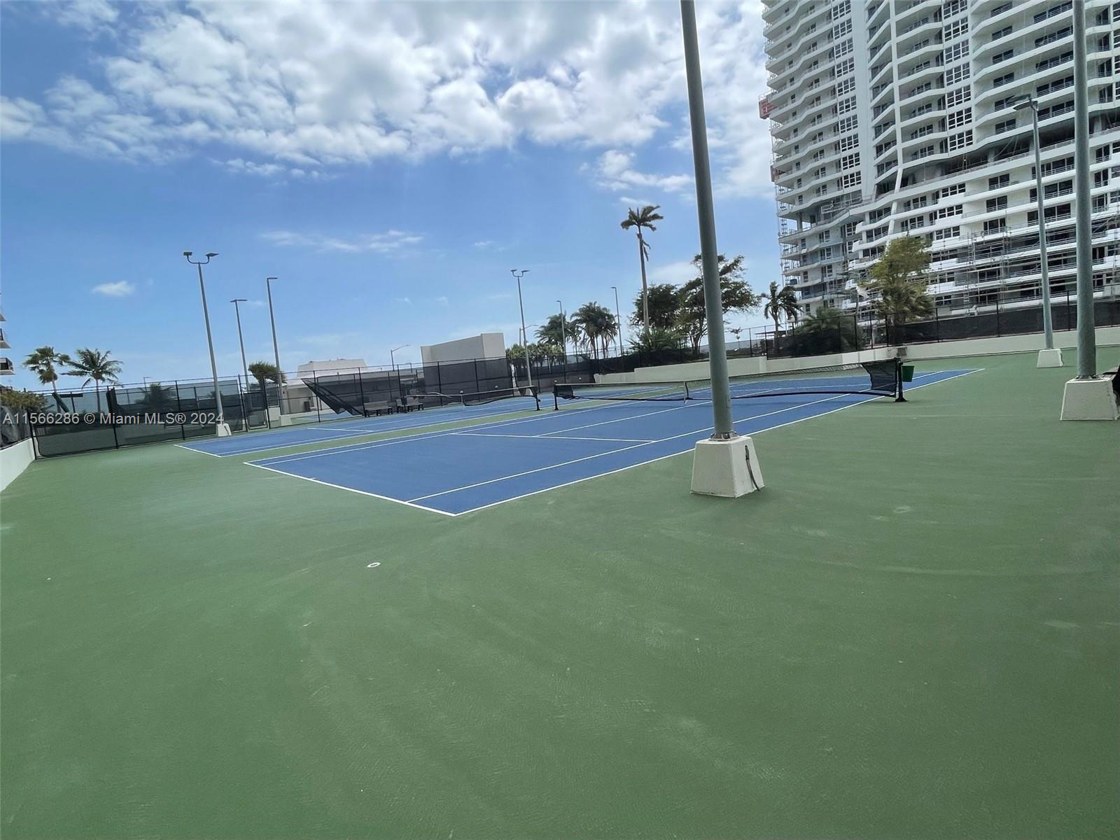 600 NE 36th St 801, Miami, Florida 33137, 2 Bedrooms Bedrooms, ,2 BathroomsBathrooms,Residential,For Sale,600 NE 36th St 801,A11566286