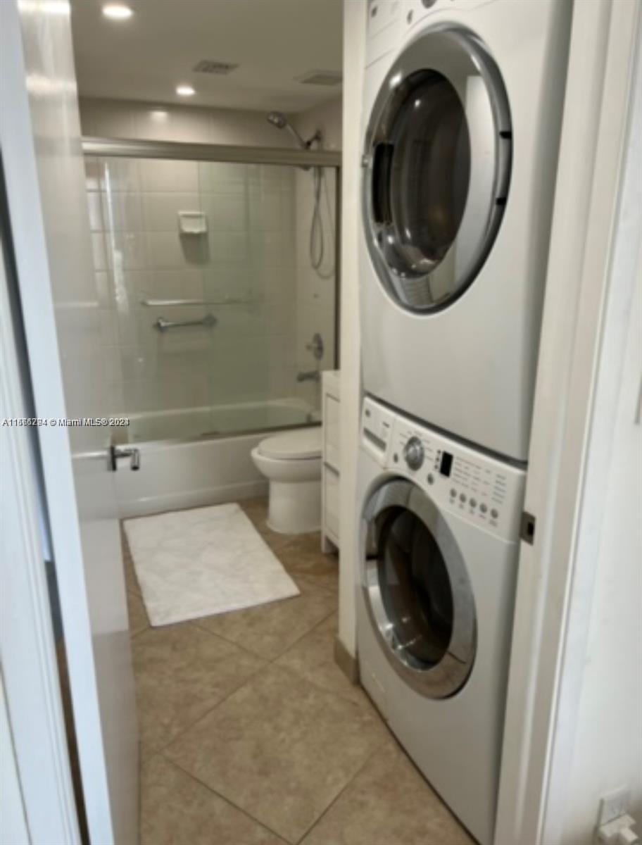 3300 NE 192nd St 816, Aventura, Florida 33180, 2 Bedrooms Bedrooms, ,2 BathroomsBathrooms,Residentiallease,For Rent,3300 NE 192nd St 816,A11566294