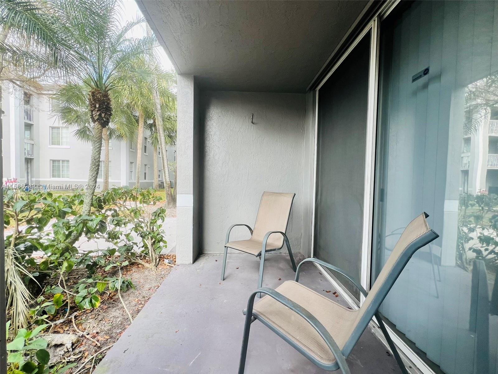 11177 SW 8th St 106, Pembroke Pines, Florida 33025, 2 Bedrooms Bedrooms, ,1 BathroomBathrooms,Residentiallease,For Rent,11177 SW 8th St 106,A11566282