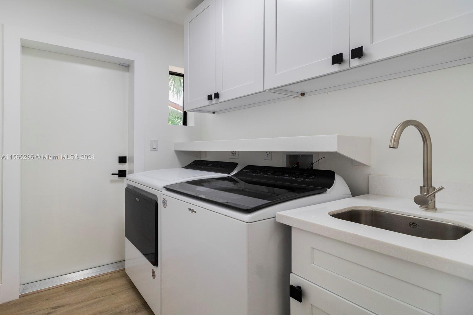 1251 Campo Sano Ave, Coral Gables, Florida 33146, 3 Bedrooms Bedrooms, ,2 BathroomsBathrooms,Residentiallease,For Rent,1251 Campo Sano Ave,A11566296