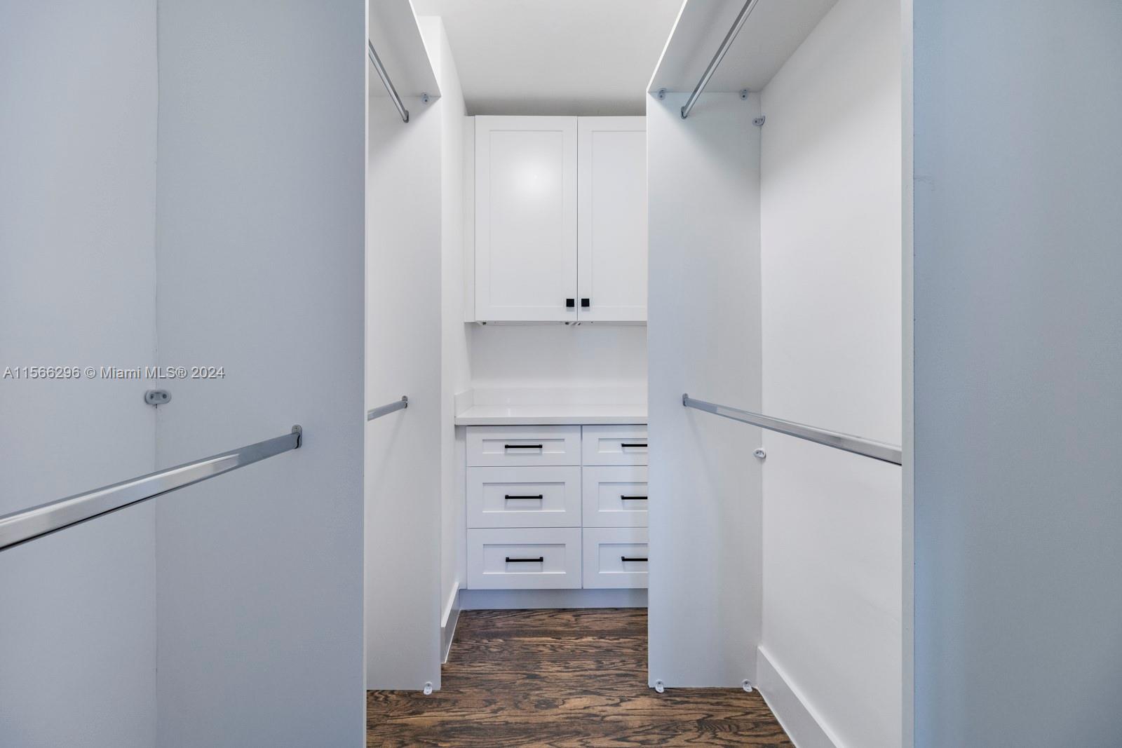 1251 Campo Sano Ave, Coral Gables, Florida 33146, 3 Bedrooms Bedrooms, ,2 BathroomsBathrooms,Residentiallease,For Rent,1251 Campo Sano Ave,A11566296