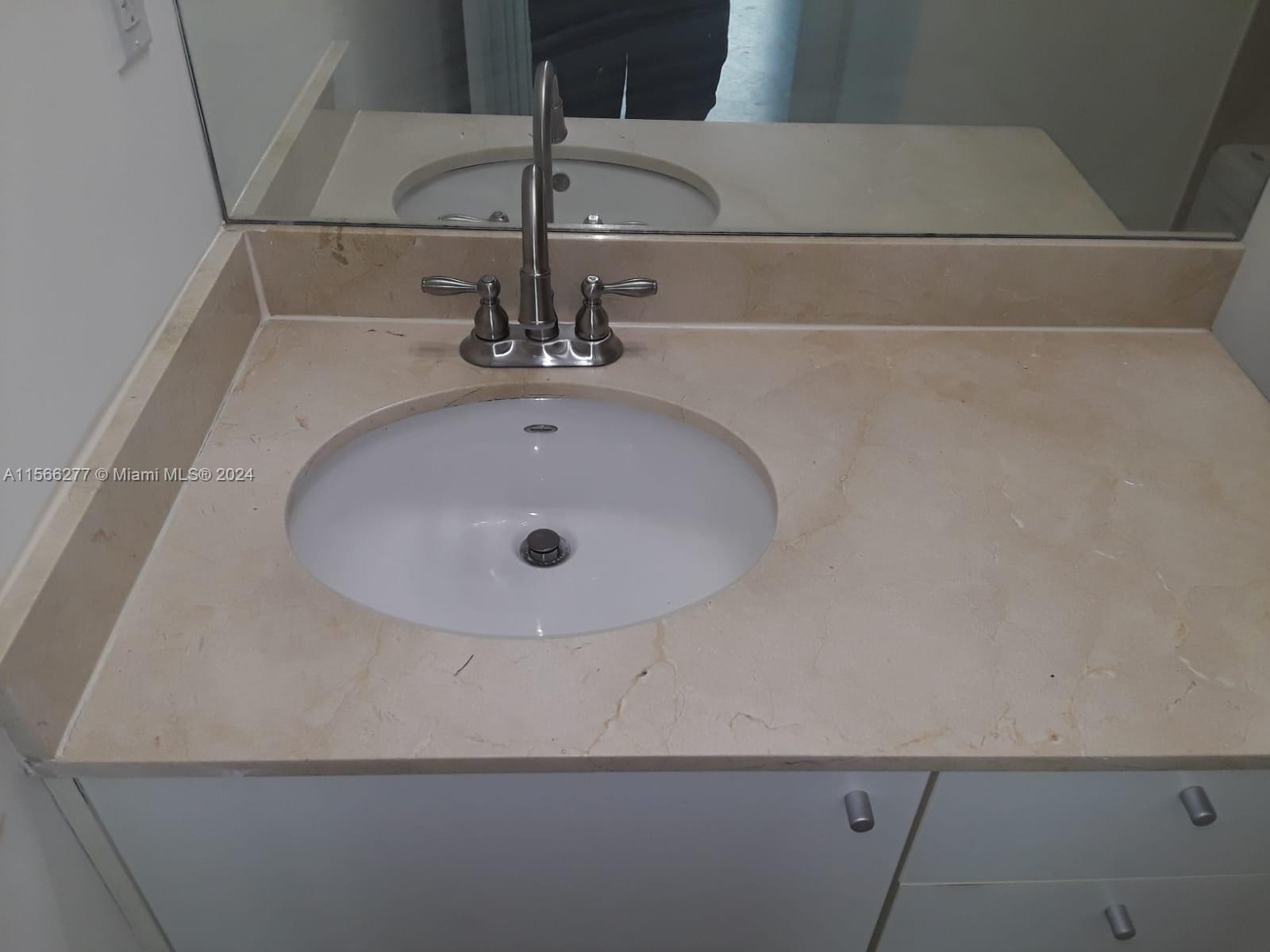 2100 Van Buren St 218, Hollywood, Florida 33020, 1 Bedroom Bedrooms, ,1 BathroomBathrooms,Residentiallease,For Rent,2100 Van Buren St 218,A11566277