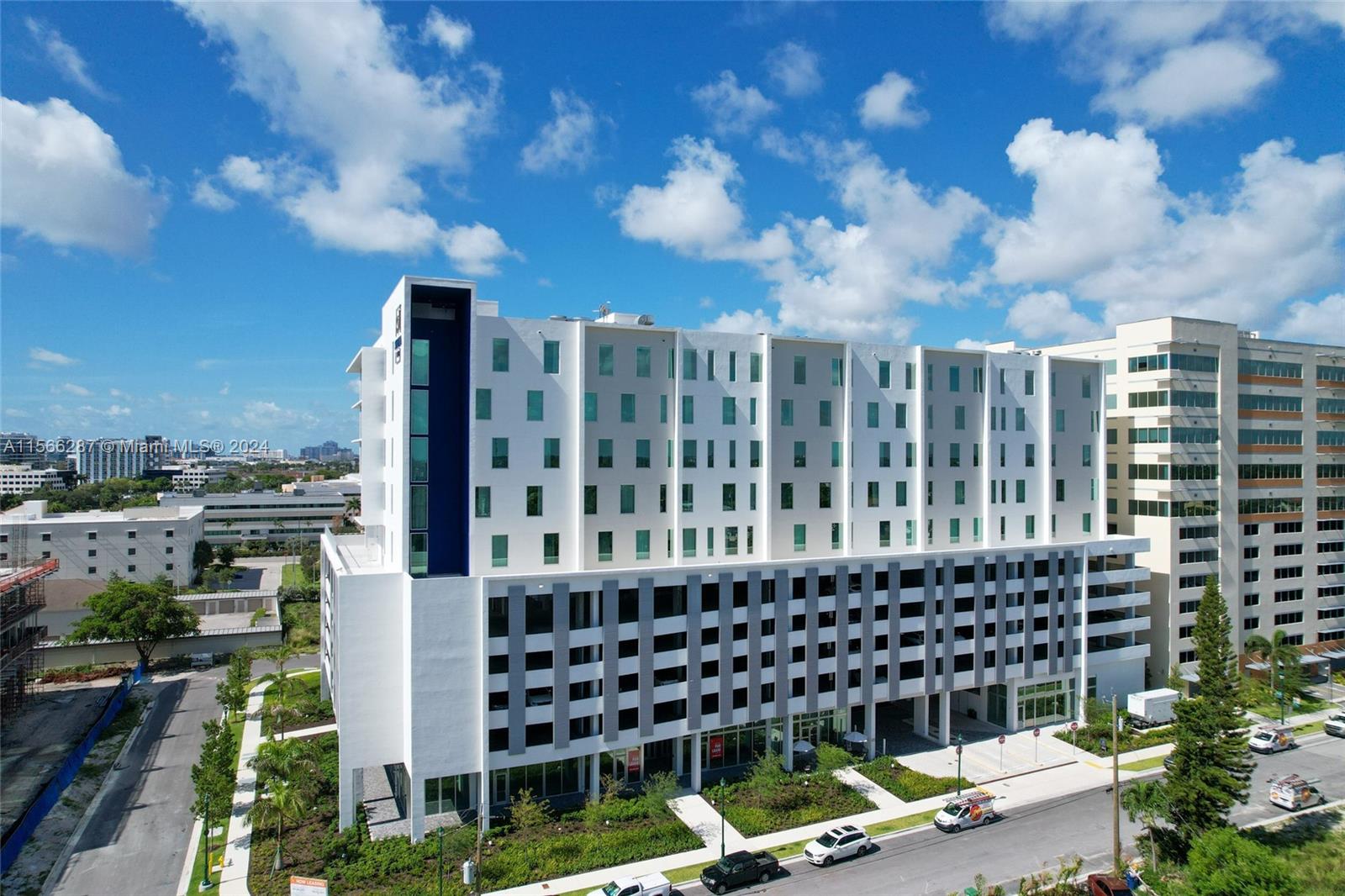 2820 NE 214th St 909, Aventura, Florida 33180, ,Commercialsale,For Sale,2820 NE 214th St 909,A11566287