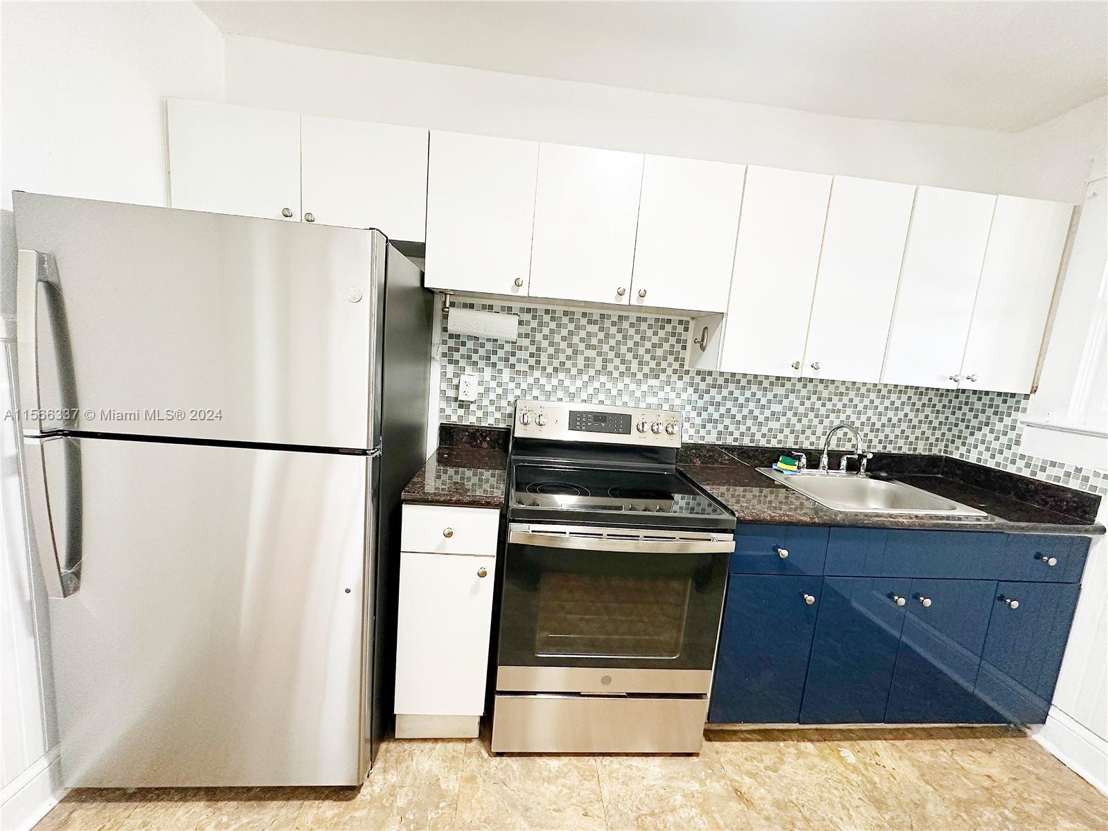 2153 SW 14th Ter 3, Miami, Florida 33145, 1 Bedroom Bedrooms, ,1 BathroomBathrooms,Residentiallease,For Rent,2153 SW 14th Ter 3,A11566337