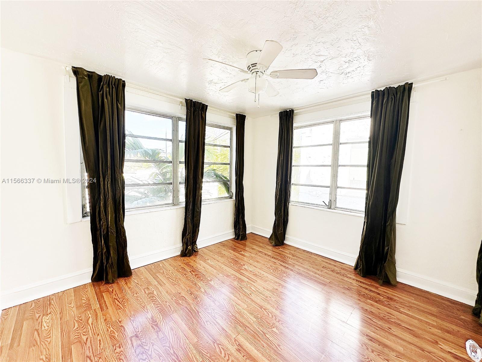 2153 SW 14th Ter 3, Miami, Florida 33145, 1 Bedroom Bedrooms, ,1 BathroomBathrooms,Residentiallease,For Rent,2153 SW 14th Ter 3,A11566337