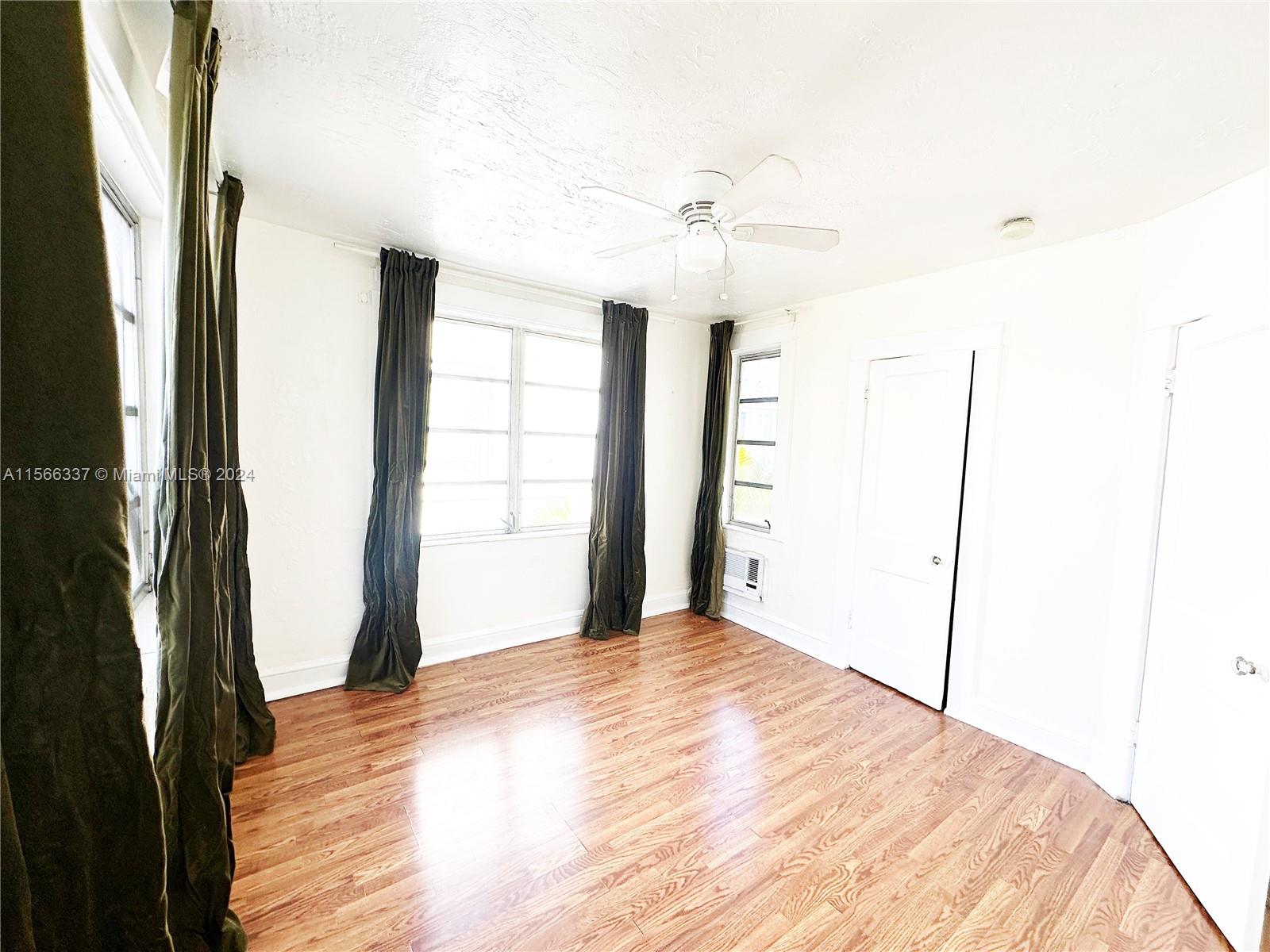 2153 SW 14th Ter 3, Miami, Florida 33145, 1 Bedroom Bedrooms, ,1 BathroomBathrooms,Residentiallease,For Rent,2153 SW 14th Ter 3,A11566337