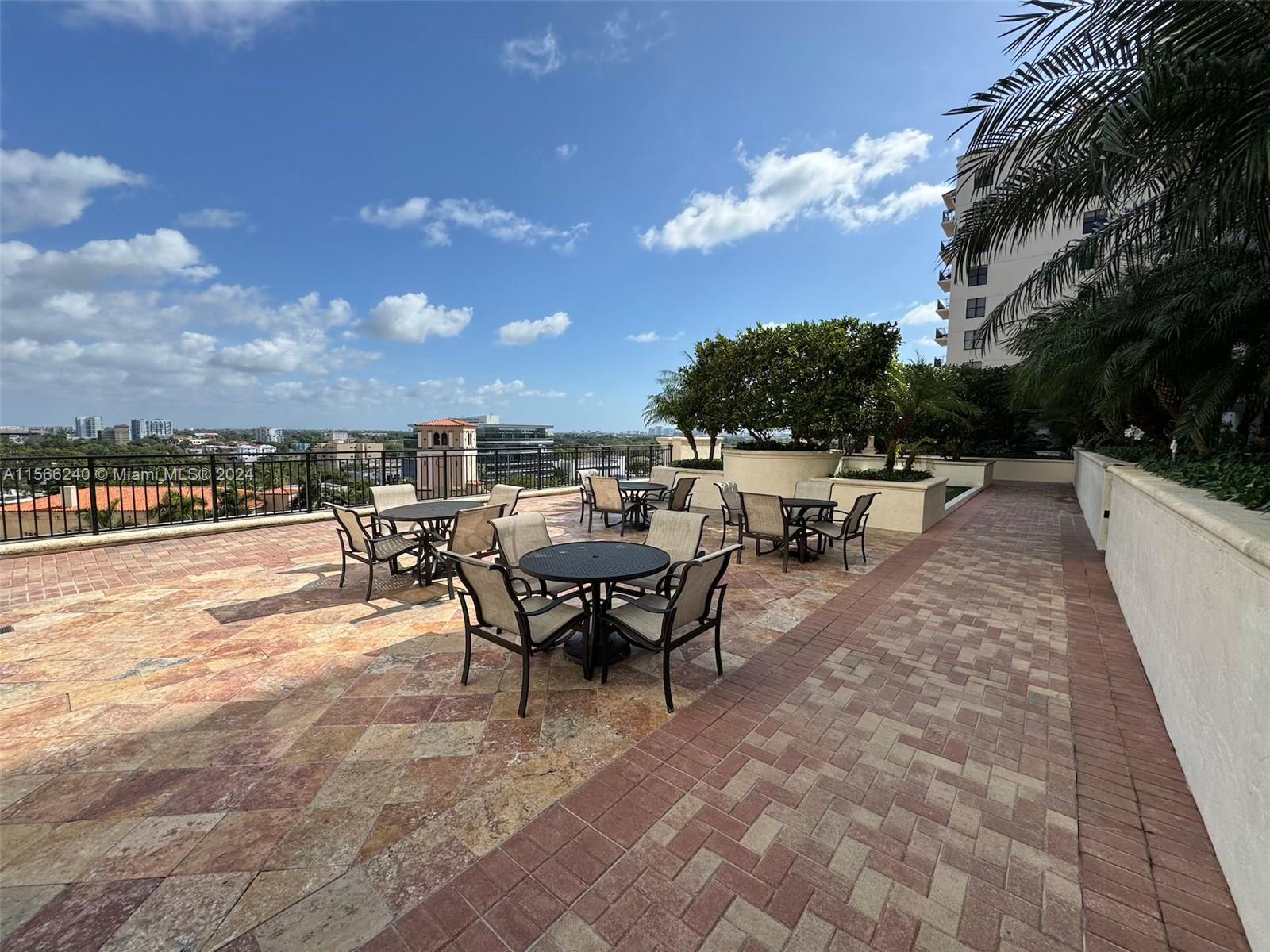 888 S Douglas Rd 1102, Coral Gables, Florida 33134, 2 Bedrooms Bedrooms, ,2 BathroomsBathrooms,Residential,For Sale,888 S Douglas Rd 1102,A11566240