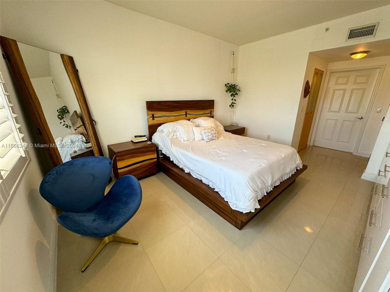 888 S Douglas Rd 1102, Coral Gables, Florida 33134, 2 Bedrooms Bedrooms, ,2 BathroomsBathrooms,Residential,For Sale,888 S Douglas Rd 1102,A11566240