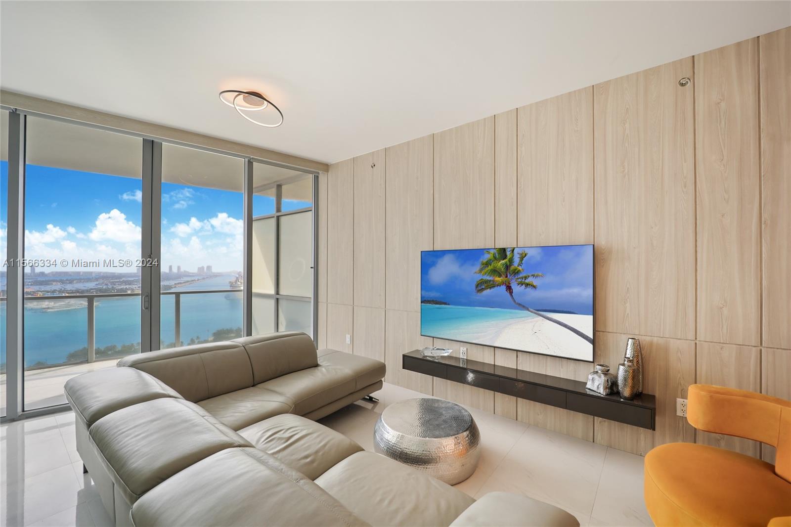 1100 Biscayne Blvd 3004, Miami, Florida 33132, 2 Bedrooms Bedrooms, ,2 BathroomsBathrooms,Residentiallease,For Rent,1100 Biscayne Blvd 3004,A11566334