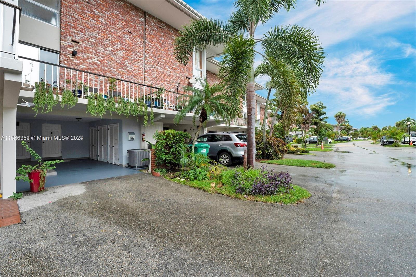 6821 Brookline Dr 6821, Hialeah, Florida 33015, 3 Bedrooms Bedrooms, ,3 BathroomsBathrooms,Residential,For Sale,6821 Brookline Dr 6821,A11566359