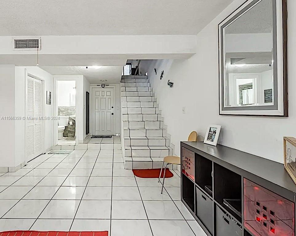 6821 Brookline Dr 6821, Hialeah, Florida 33015, 3 Bedrooms Bedrooms, ,3 BathroomsBathrooms,Residential,For Sale,6821 Brookline Dr 6821,A11566359