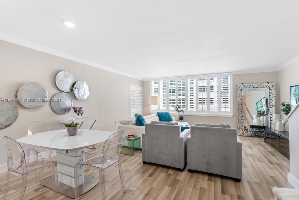 5401 Collins Ave 343, Miami Beach, Florida 33140, 2 Bedrooms Bedrooms, ,2 BathroomsBathrooms,Residentiallease,For Rent,5401 Collins Ave 343,A11566184