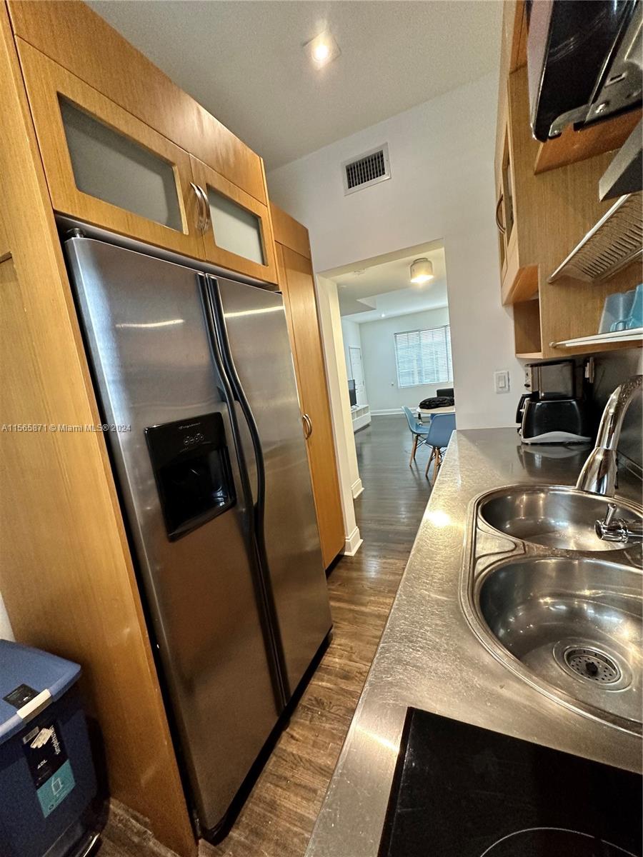 1330 Drexel Ave 105, Miami Beach, Florida 33139, 1 Bedroom Bedrooms, ,1 BathroomBathrooms,Residentiallease,For Rent,1330 Drexel Ave 105,A11565871