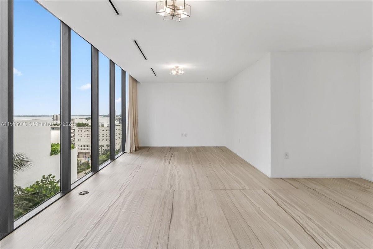 1000 Biscayne Blvd 1002, Miami, Florida 33132, 5 Bedrooms Bedrooms, ,6 BathroomsBathrooms,Residentiallease,For Rent,1000 Biscayne Blvd 1002,A11565900