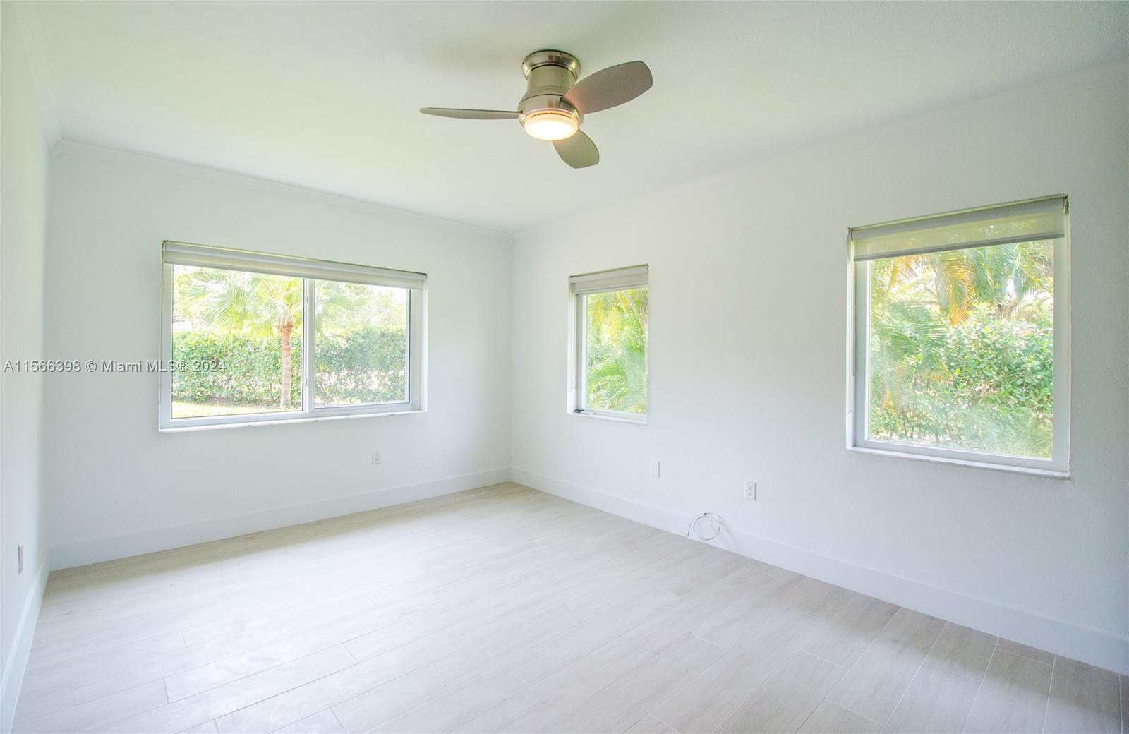 4020 Riviera Dr, Coral Gables, Florida 33146, 3 Bedrooms Bedrooms, ,2 BathroomsBathrooms,Residentiallease,For Rent,4020 Riviera Dr,A11566398