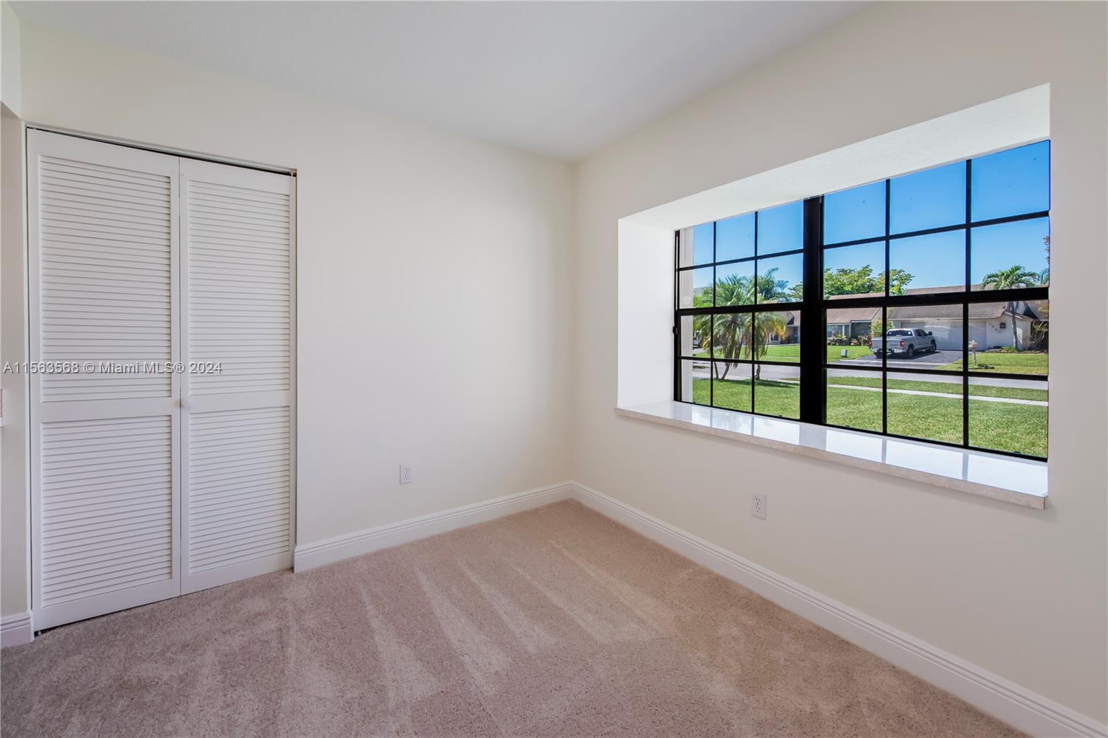 1431 Egret Rd, Homestead, Florida 33035, 3 Bedrooms Bedrooms, 8 Rooms Rooms,2 BathroomsBathrooms,Residential,For Sale,1431 Egret Rd,A11563568