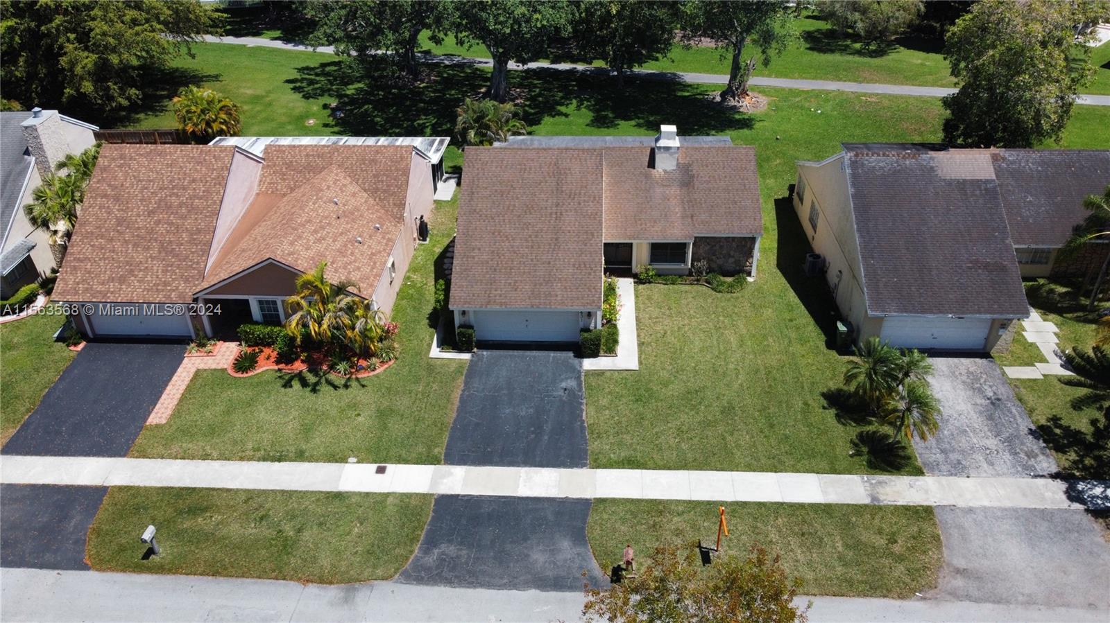 1431 Egret Rd, Homestead, Florida 33035, 3 Bedrooms Bedrooms, 8 Rooms Rooms,2 BathroomsBathrooms,Residential,For Sale,1431 Egret Rd,A11563568