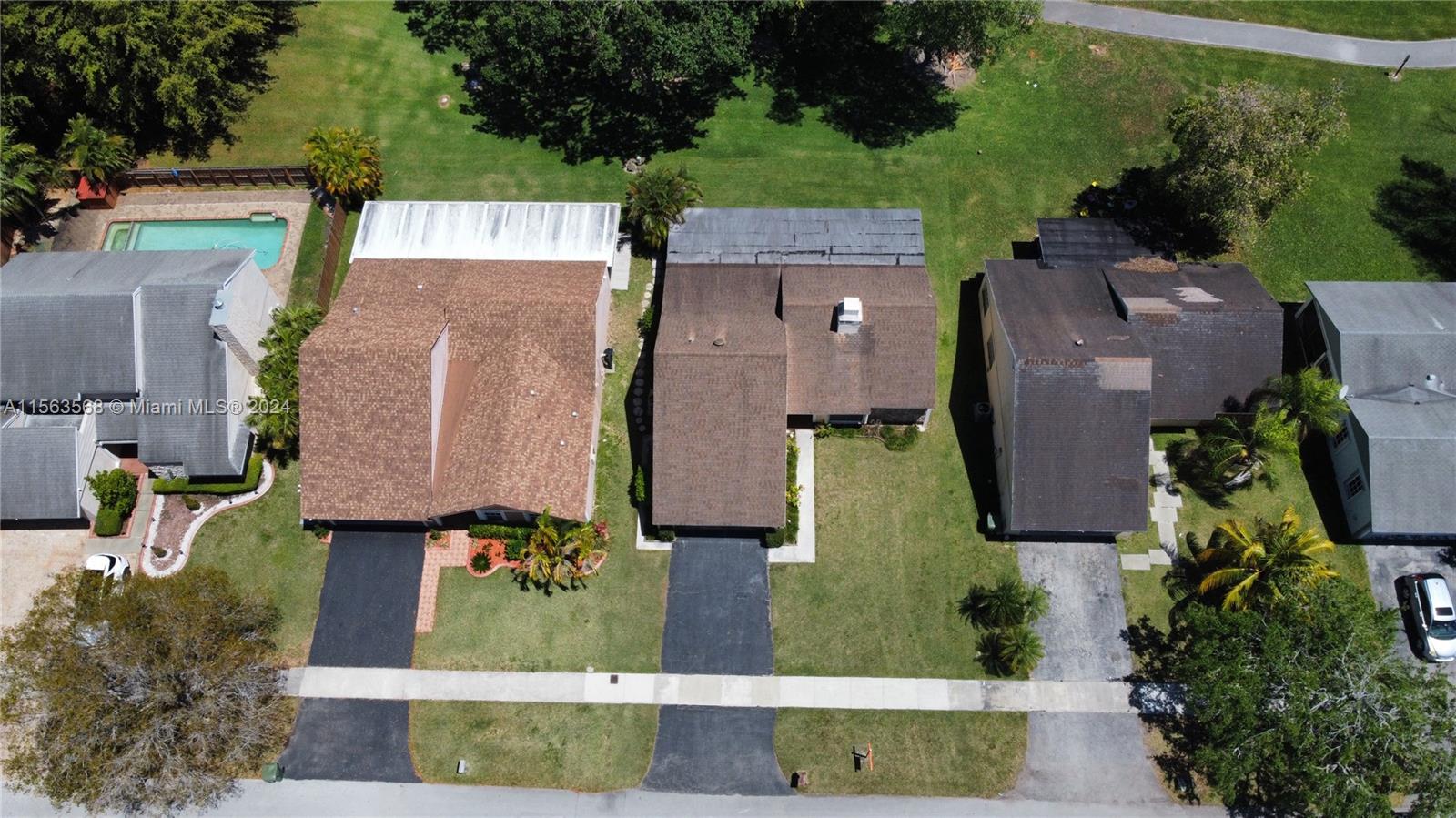 1431 Egret Rd, Homestead, Florida 33035, 3 Bedrooms Bedrooms, 8 Rooms Rooms,2 BathroomsBathrooms,Residential,For Sale,1431 Egret Rd,A11563568