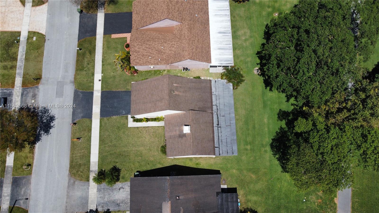 1431 Egret Rd, Homestead, Florida 33035, 3 Bedrooms Bedrooms, 8 Rooms Rooms,2 BathroomsBathrooms,Residential,For Sale,1431 Egret Rd,A11563568