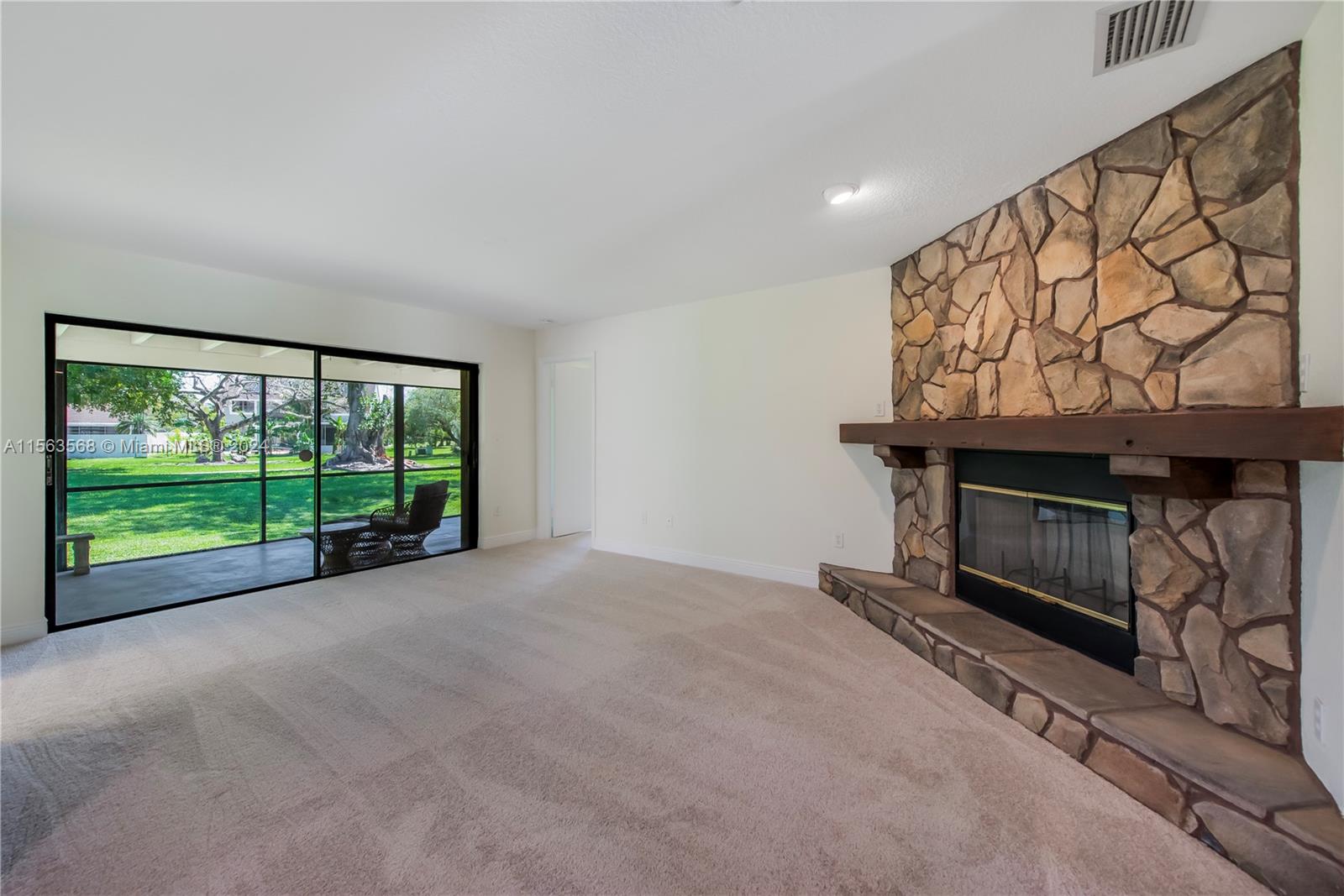 1431 Egret Rd, Homestead, Florida 33035, 3 Bedrooms Bedrooms, 8 Rooms Rooms,2 BathroomsBathrooms,Residential,For Sale,1431 Egret Rd,A11563568