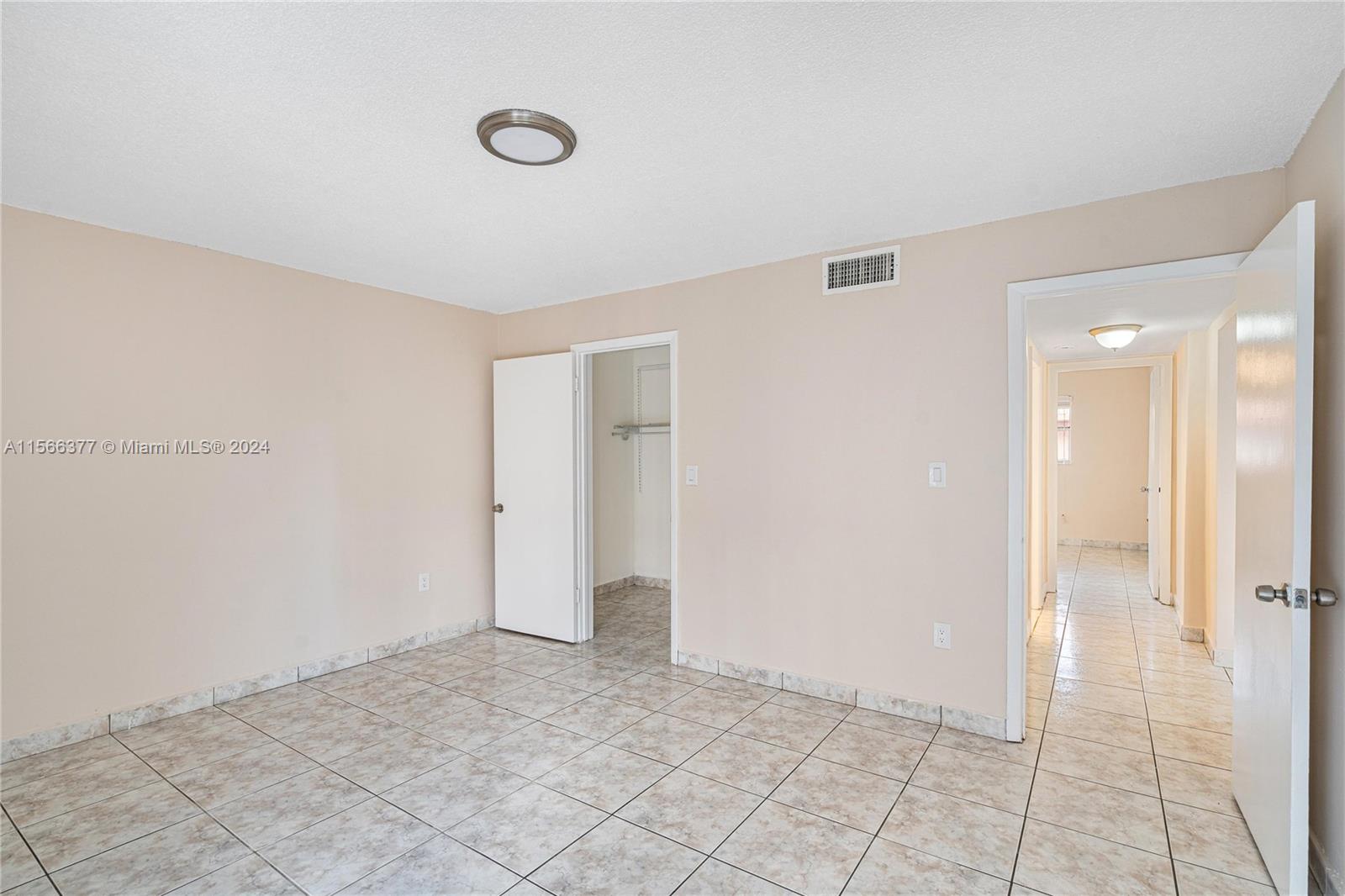 1950 W 56th St 2304B, Hialeah, Florida 33012, 2 Bedrooms Bedrooms, ,1 BathroomBathrooms,Residential,For Sale,1950 W 56th St 2304B,A11566377