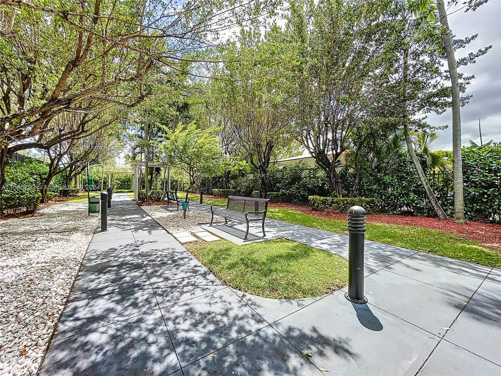120 S Douglas Rd 302, Miami, Florida 33134, 1 Bedroom Bedrooms, ,1 BathroomBathrooms,Residential,For Sale,120 S Douglas Rd 302,A11563799