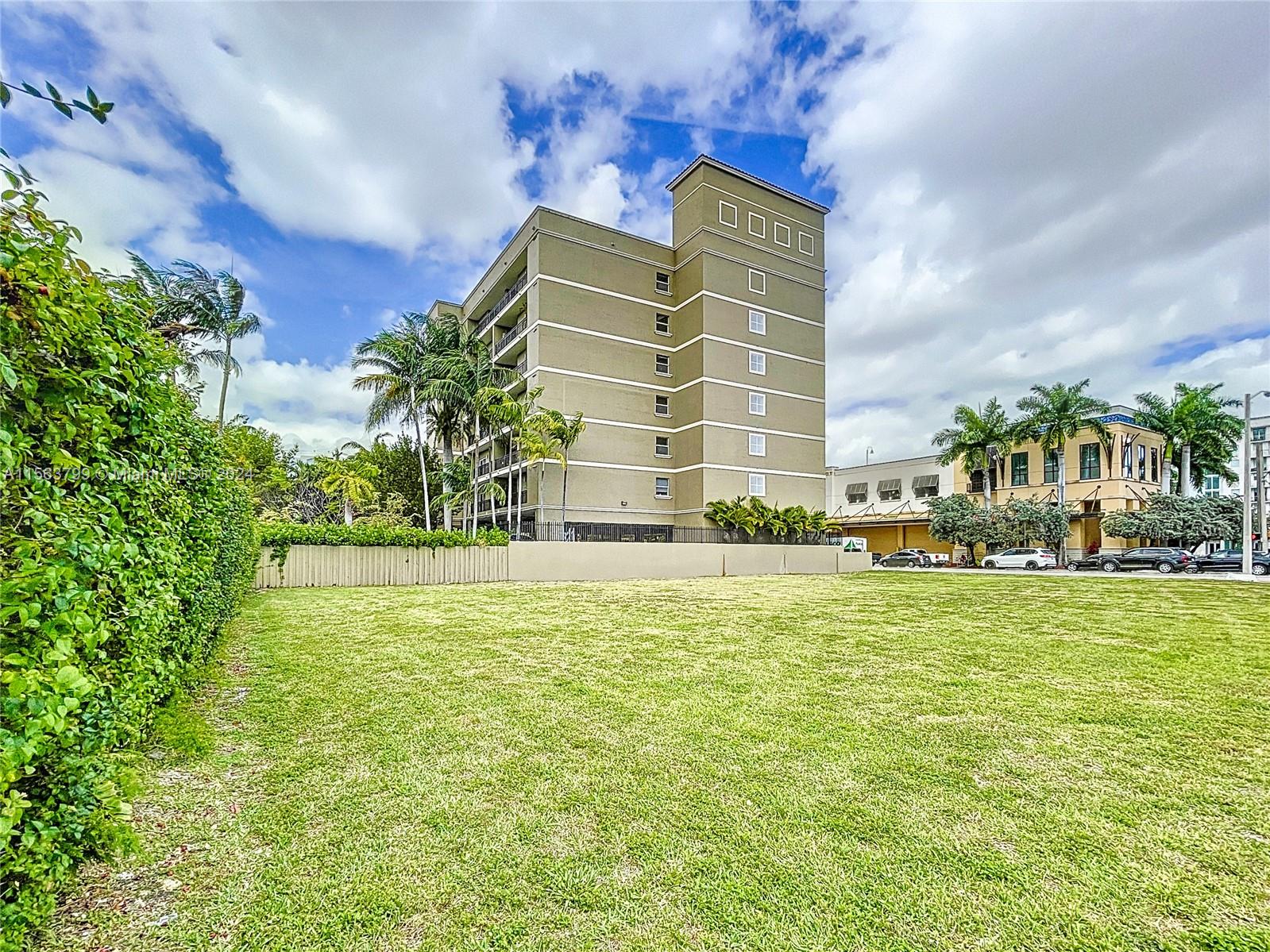 120 S Douglas Rd 302, Miami, Florida 33134, 1 Bedroom Bedrooms, ,1 BathroomBathrooms,Residential,For Sale,120 S Douglas Rd 302,A11563799