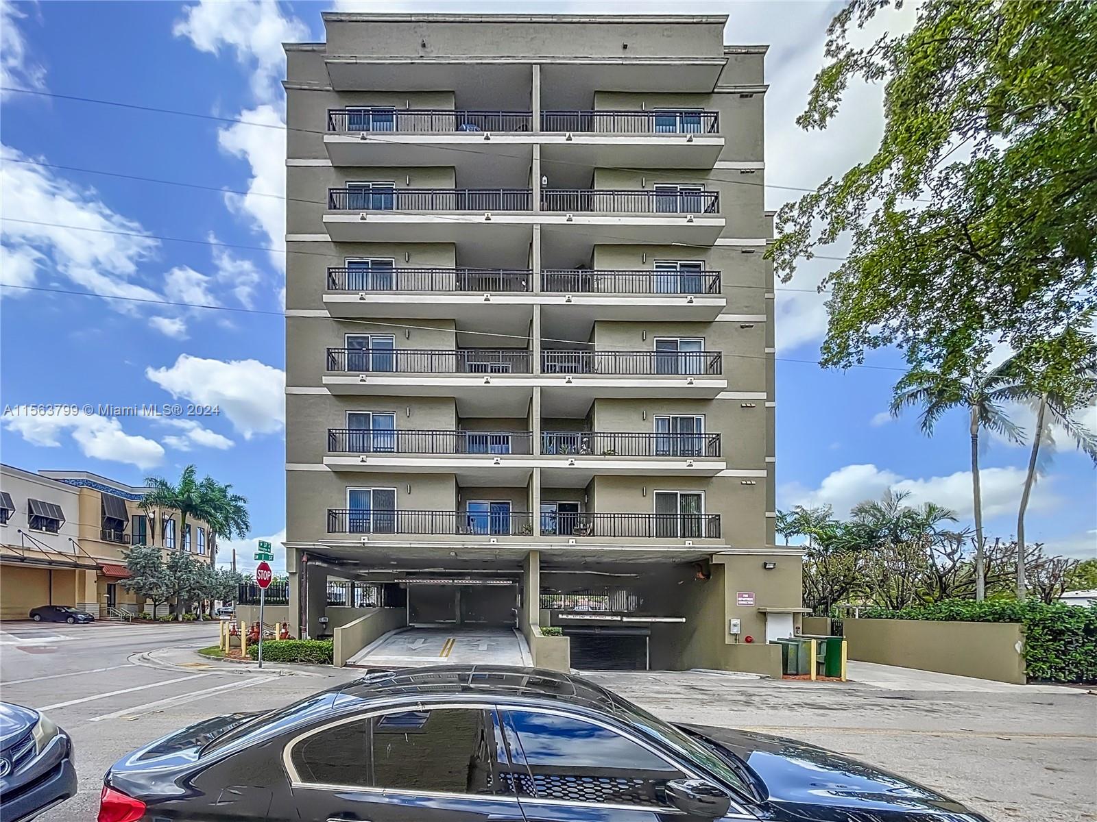 120 S Douglas Rd 302, Miami, Florida 33134, 1 Bedroom Bedrooms, ,1 BathroomBathrooms,Residential,For Sale,120 S Douglas Rd 302,A11563799