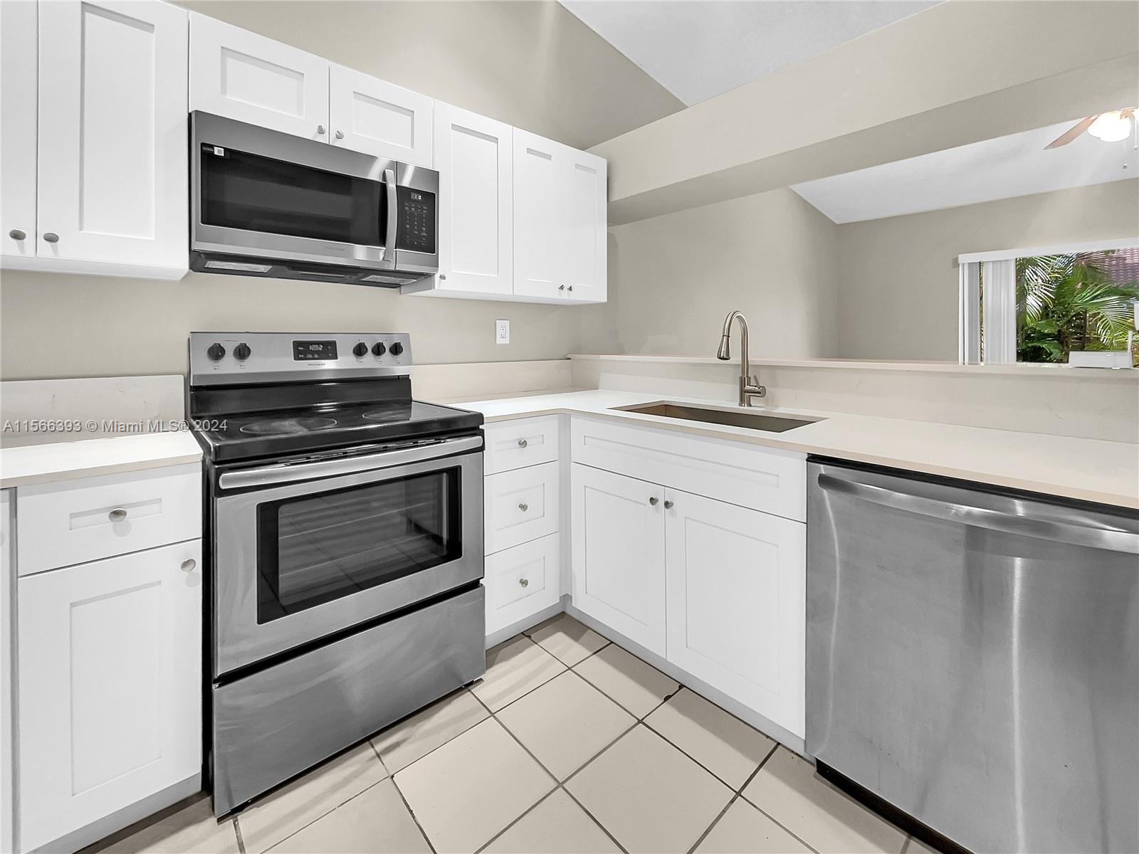 6649 NW 176th Ter, Hialeah, Florida 33015, 3 Bedrooms Bedrooms, ,2 BathroomsBathrooms,Residential,For Sale,6649 NW 176th Ter,A11566393