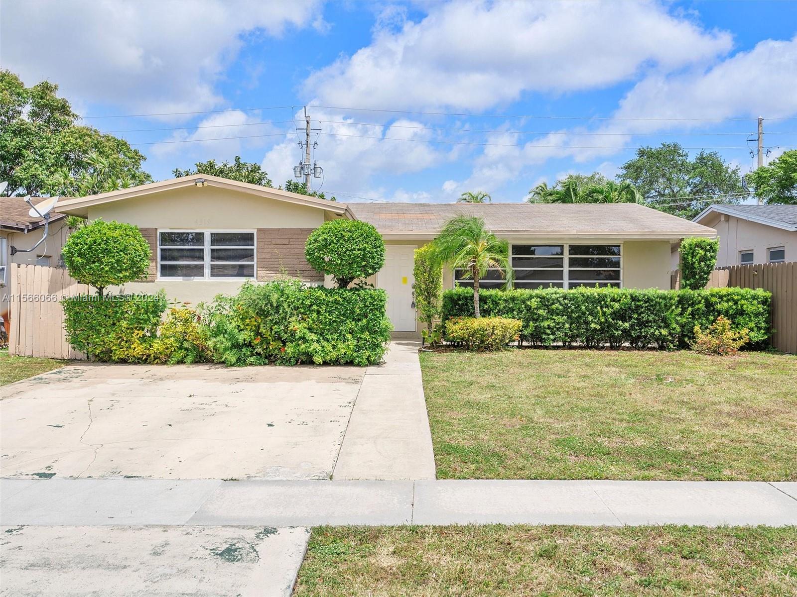 4319  Harrison St  For Sale A11566066, FL