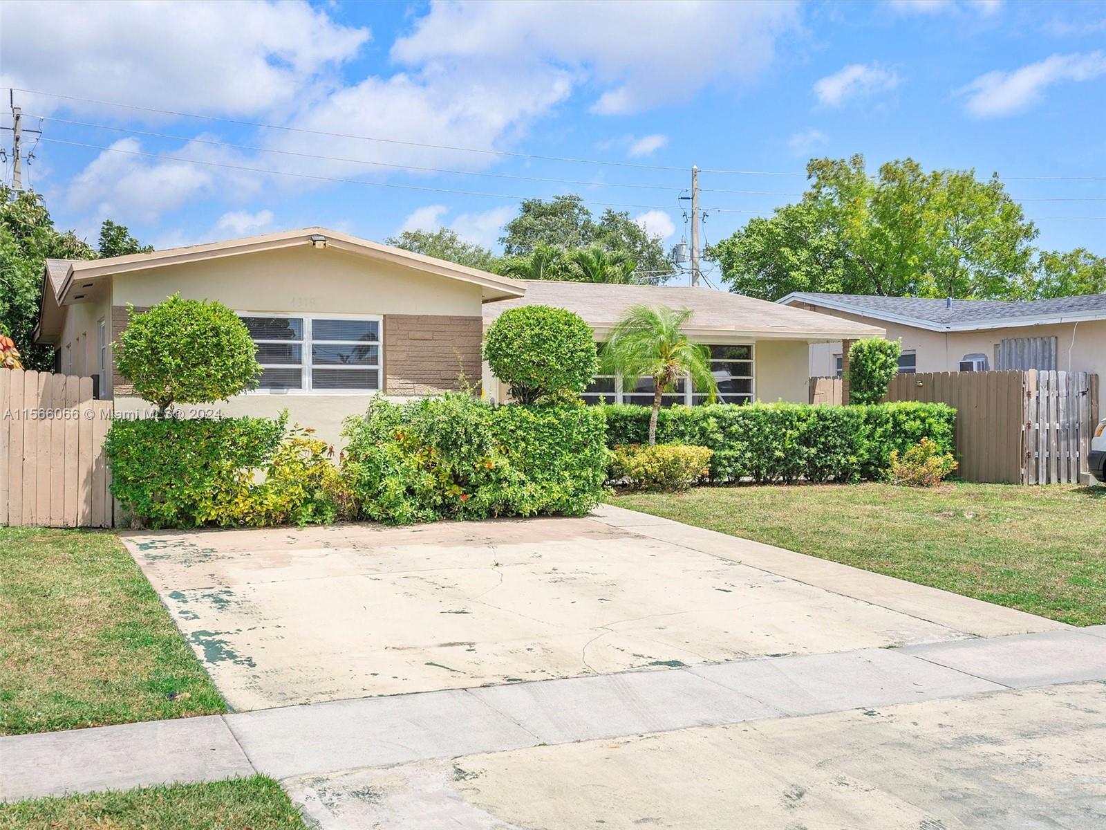4319 Harrison St, Hollywood, Florida 33021, 3 Bedrooms Bedrooms, ,2 BathroomsBathrooms,Residential,For Sale,4319 Harrison St,A11566066