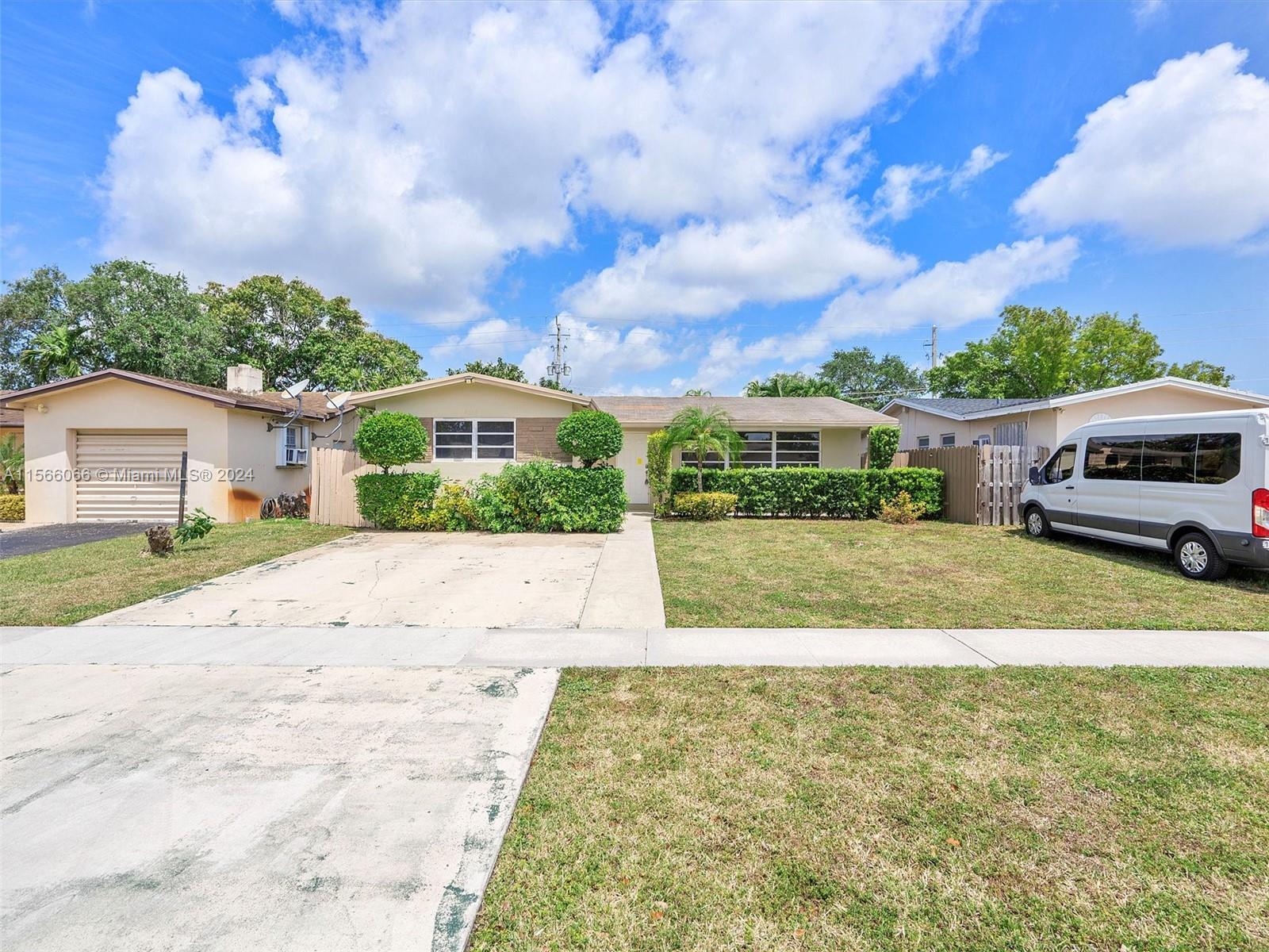 4319 Harrison St, Hollywood, Florida 33021, 3 Bedrooms Bedrooms, ,2 BathroomsBathrooms,Residential,For Sale,4319 Harrison St,A11566066