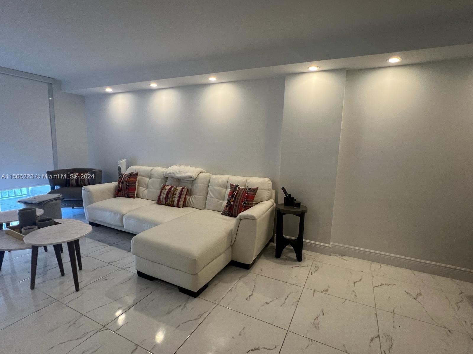 1500 S Ocean Dr 5D, Hollywood, Florida 33019, 1 Bedroom Bedrooms, ,2 BathroomsBathrooms,Residential,For Sale,1500 S Ocean Dr 5D,A11566223