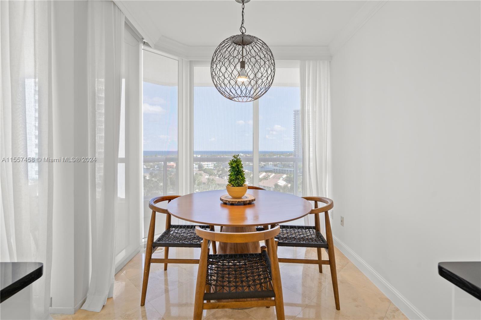 Aventura, Florida 33180, 3 Bedrooms Bedrooms, ,2 BathroomsBathrooms,Residentiallease,For Rent,A11557458