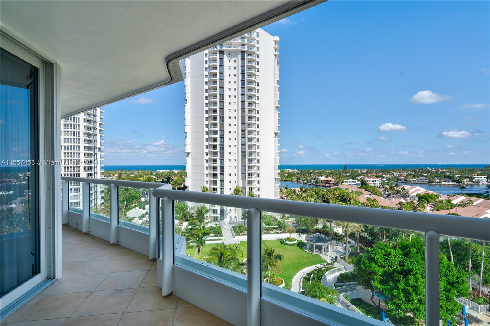 Aventura, Florida 33180, 3 Bedrooms Bedrooms, ,2 BathroomsBathrooms,Residentiallease,For Rent,A11557458