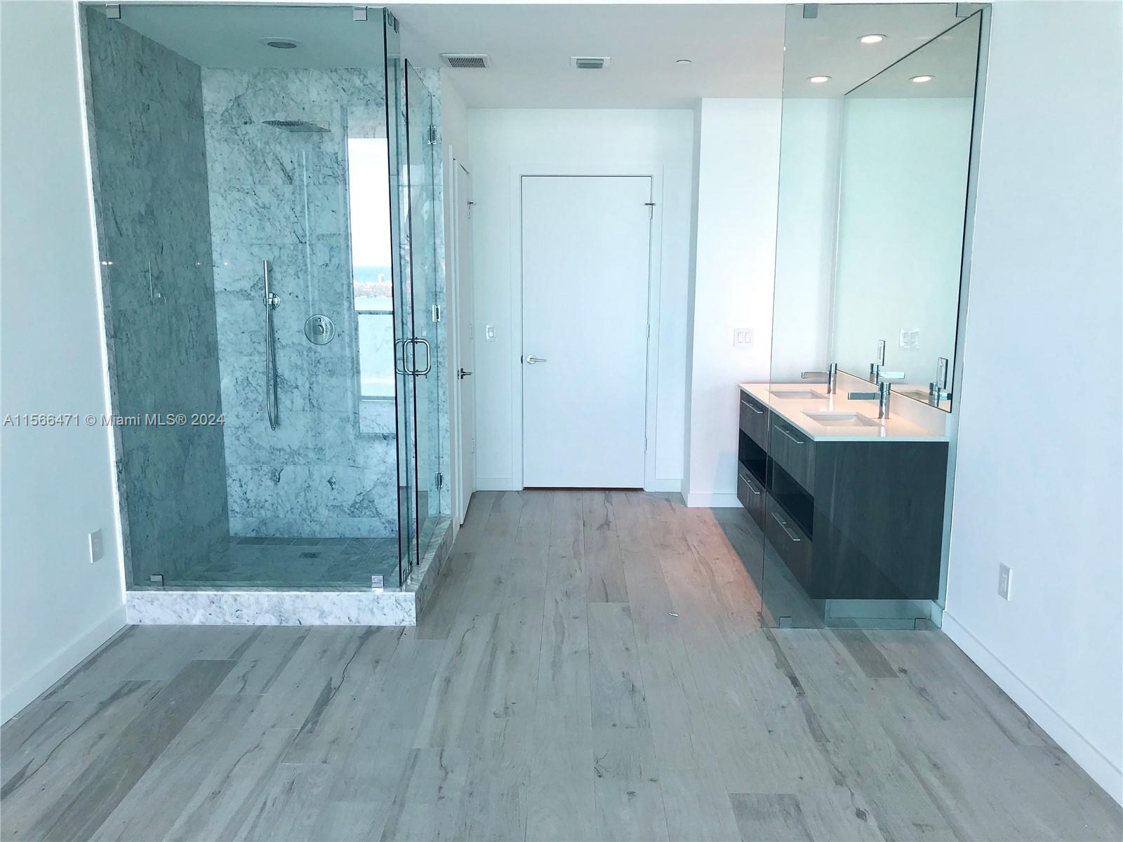 480 NE 31st St 4806, Miami, Florida 33137, 2 Bedrooms Bedrooms, ,2 BathroomsBathrooms,Residentiallease,For Rent,480 NE 31st St 4806,A11566471