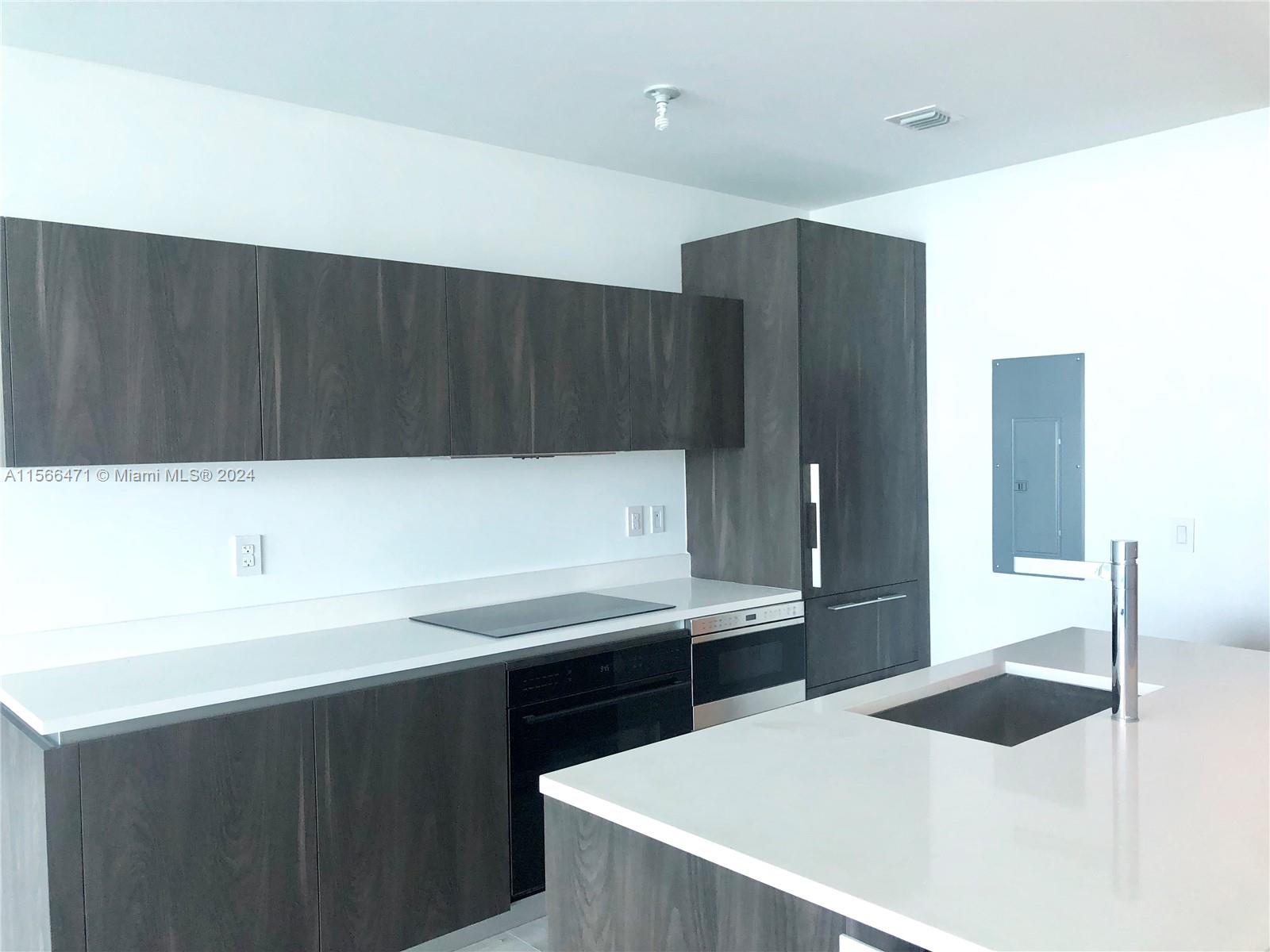 480 NE 31st St 4806, Miami, Florida 33137, 2 Bedrooms Bedrooms, ,2 BathroomsBathrooms,Residentiallease,For Rent,480 NE 31st St 4806,A11566471