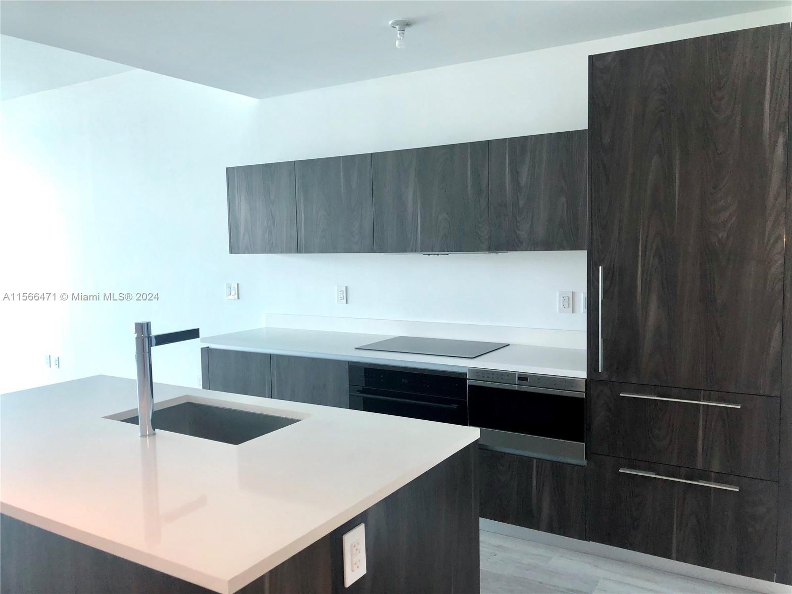 480 NE 31st St 4806, Miami, Florida 33137, 2 Bedrooms Bedrooms, ,2 BathroomsBathrooms,Residentiallease,For Rent,480 NE 31st St 4806,A11566471