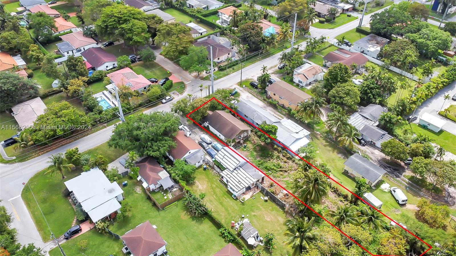 8980 NW 5th Ave, El Portal, Florida 33150, 2 Bedrooms Bedrooms, ,1 BathroomBathrooms,Residential,For Sale,8980 NW 5th Ave,A11566295